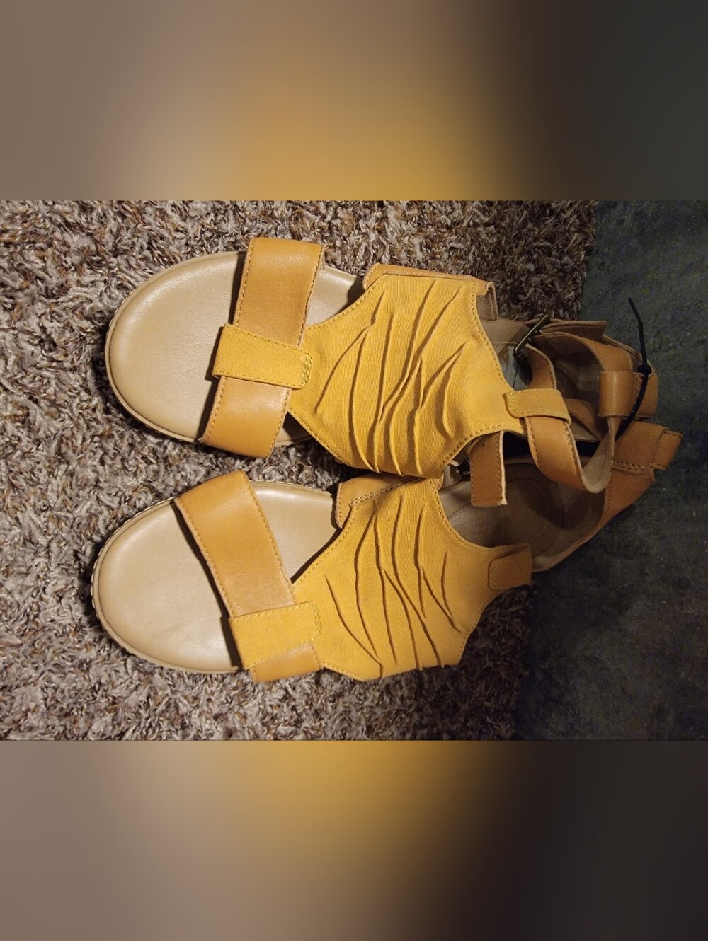 Timberland Cherrybrook Canvas and Leather Sandal in Mustard Size 8.5 Like New!